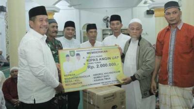 Taufik Zainal Abidin Siregar beserta Tim mengunjungi Masjid Abrarul Haq Haji Kasim